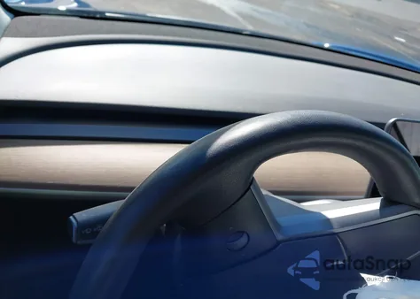 2021 Tesla Model 3 Performance Dual Motor All-Wheel Drive from USA, damaged, VIN 5YJ3E1EC4MF030861